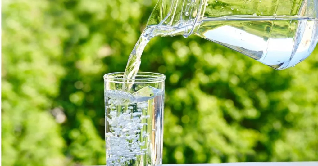 Как правильно пить воду при беге