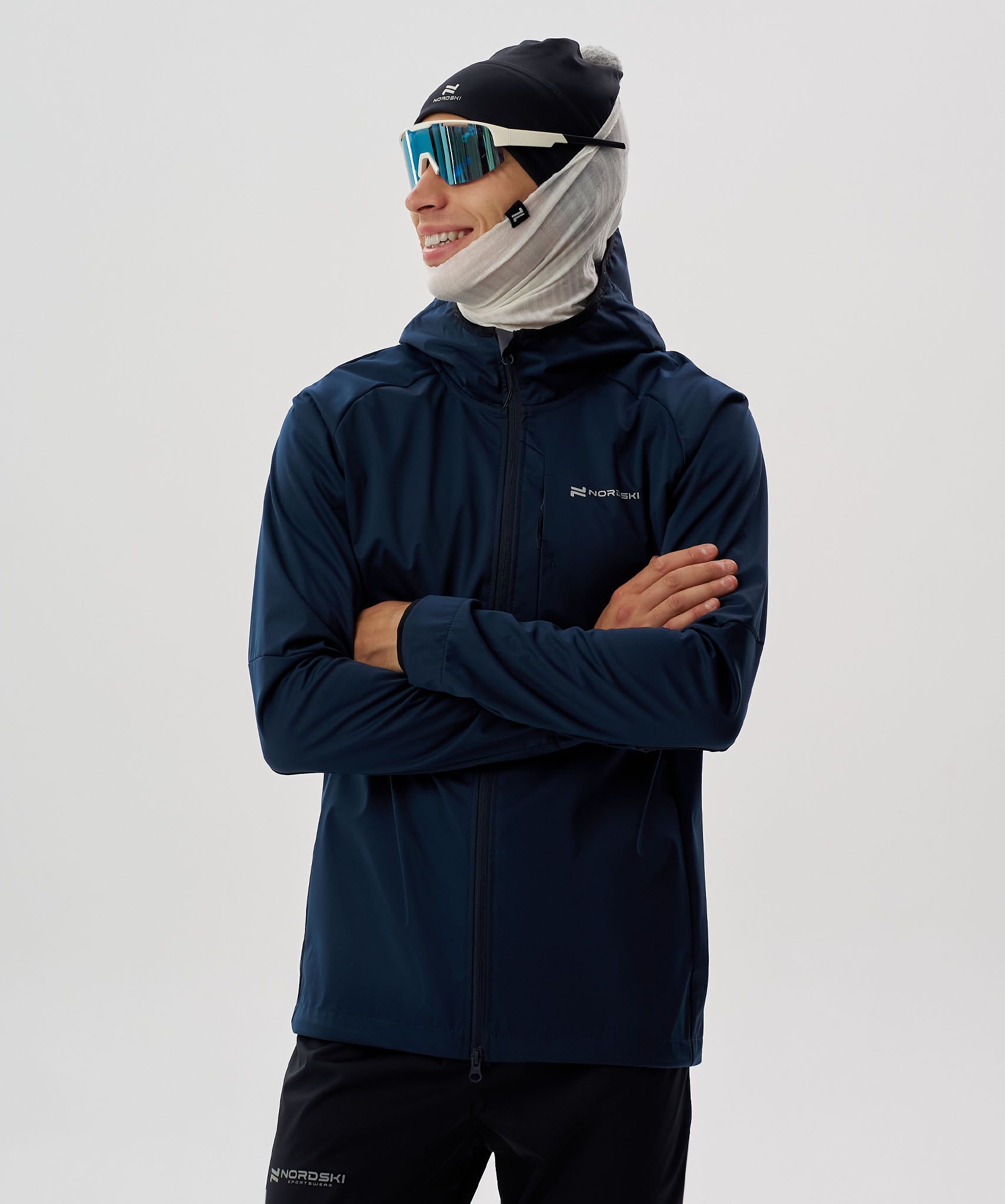 Тренировочная куртка Nordski PRO TOUR HOOD Deep/Black