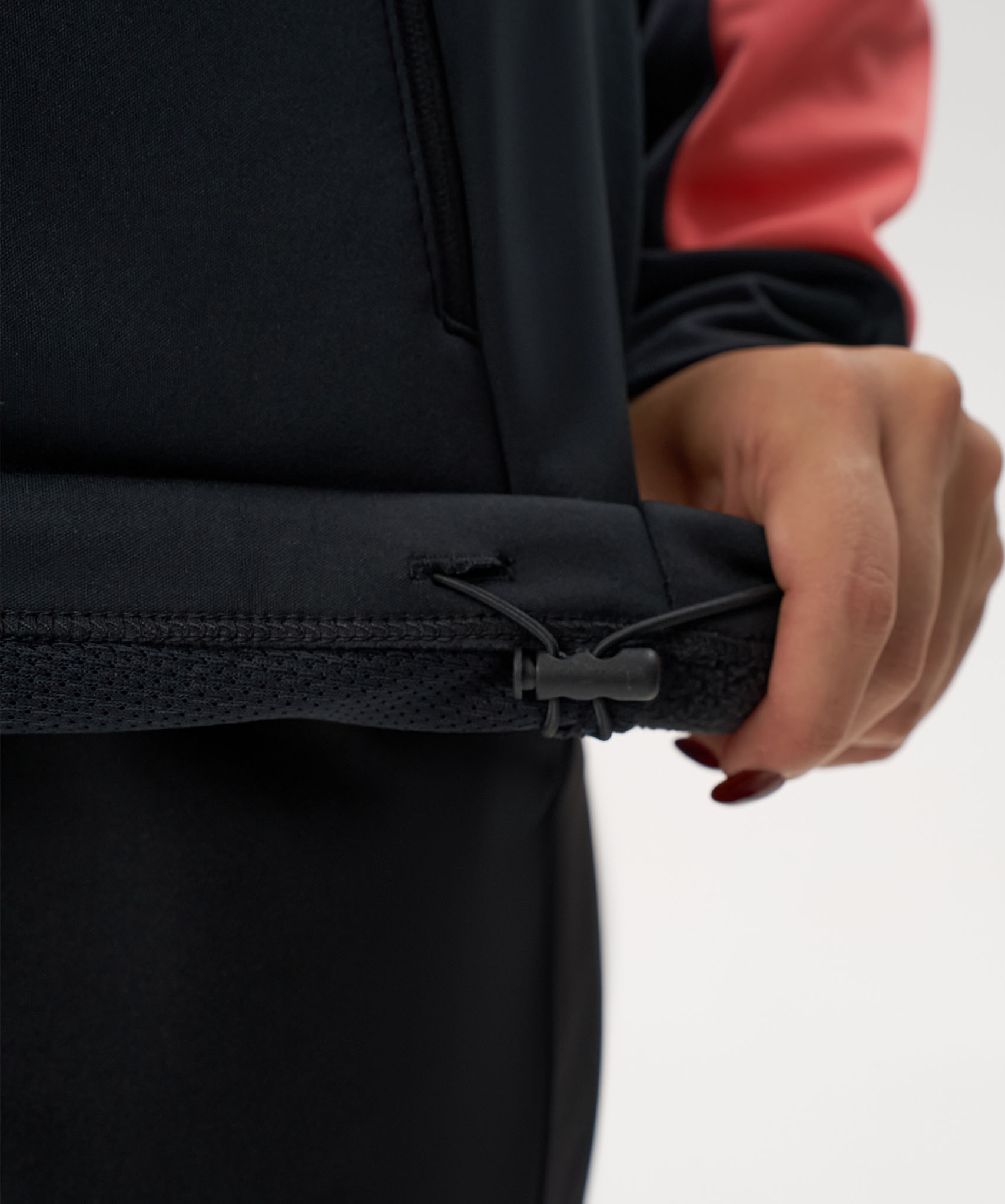 Жилет тренировочный Nordski Core Black/Coral W