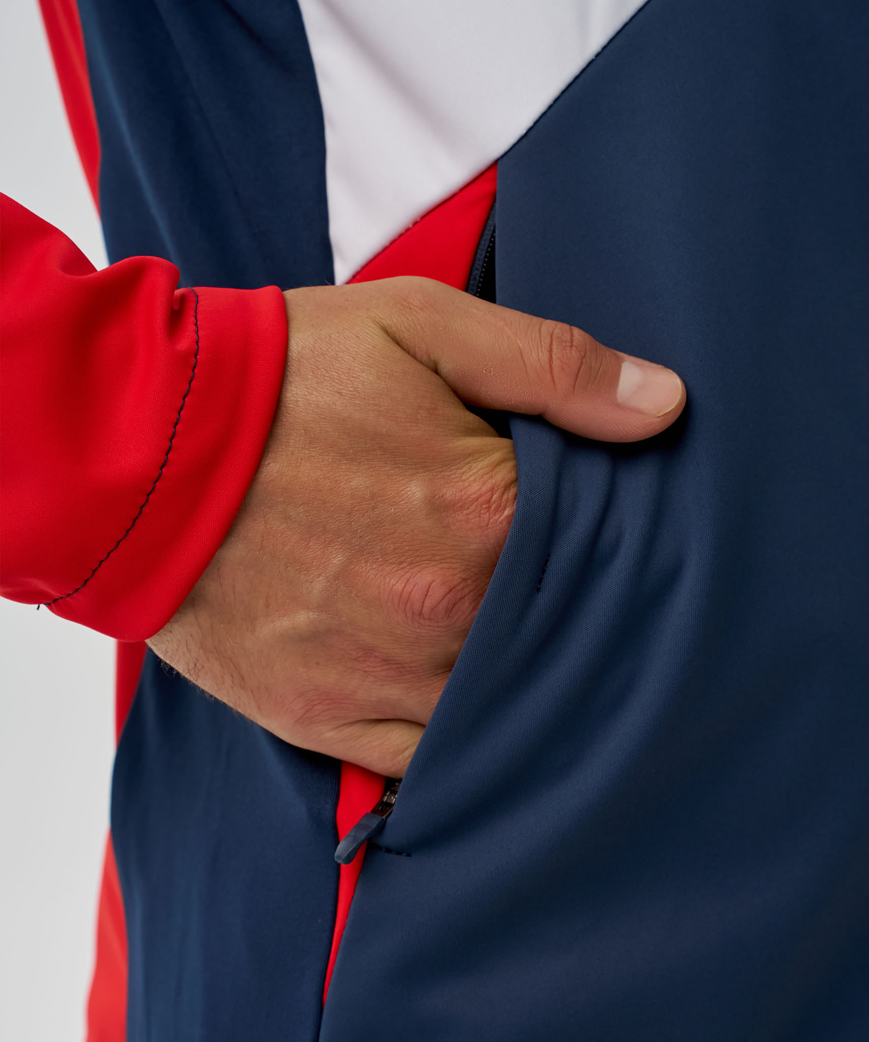 Тренировочная куртка Nordski Pro 2.0 White/Blue/Red